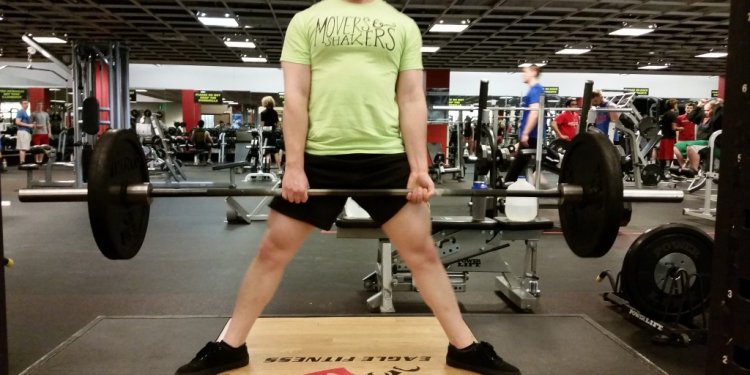 Sumo deadlift lockout position