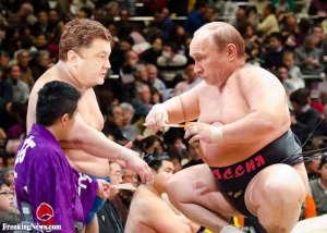 Vladimir Puting and Petro Poroshenko Sumo Wrestling